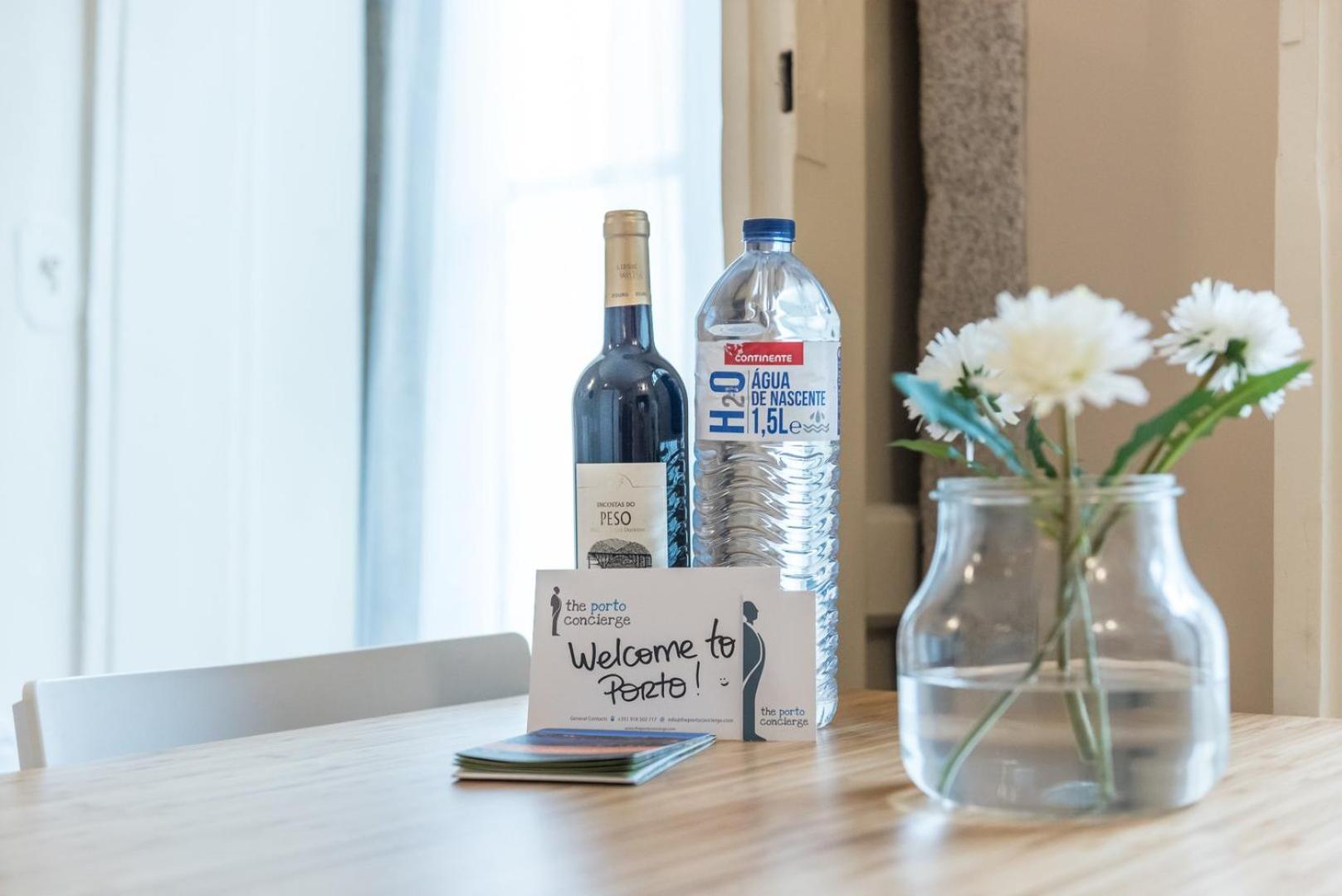 Guestready - Lofted Getaway In Downtown Porto Apartamento Exterior foto