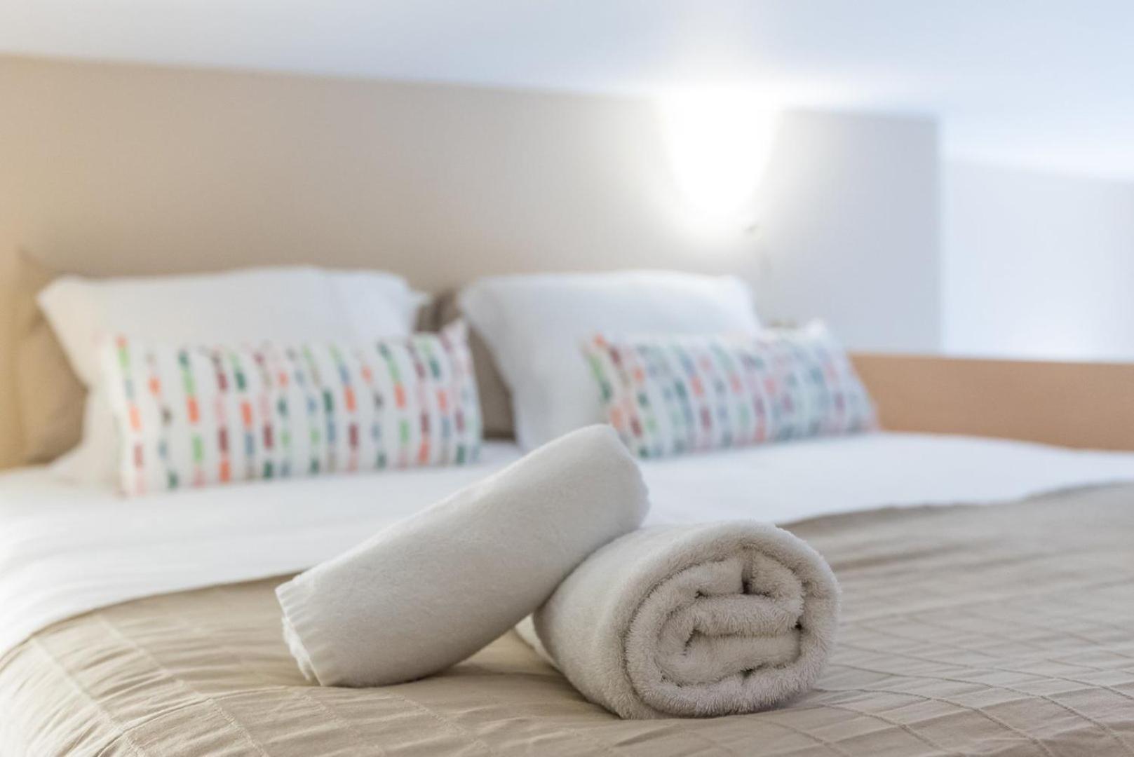 Guestready - Lofted Getaway In Downtown Porto Apartamento Exterior foto